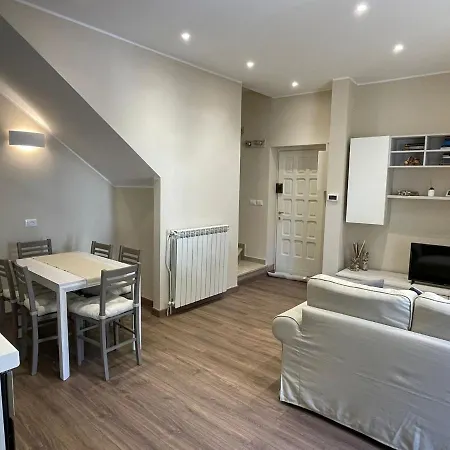Appartamento Ca' Baci' Pigna Exterior photo