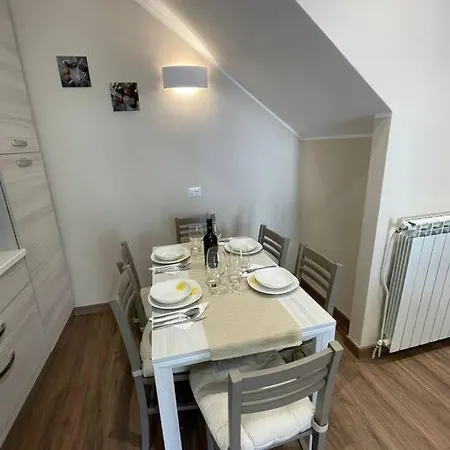 Appartamento Ca' Baci' Pigna Exterior photo